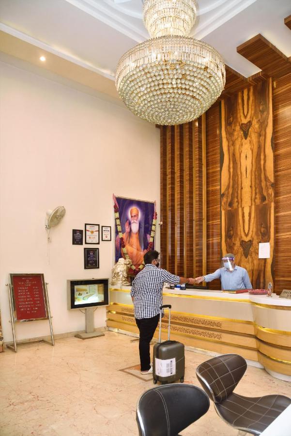 מלון ניו דלהי Aman Continental - 2Mins From Railway Station And 5 Mins From Metro מראה חיצוני תמונה