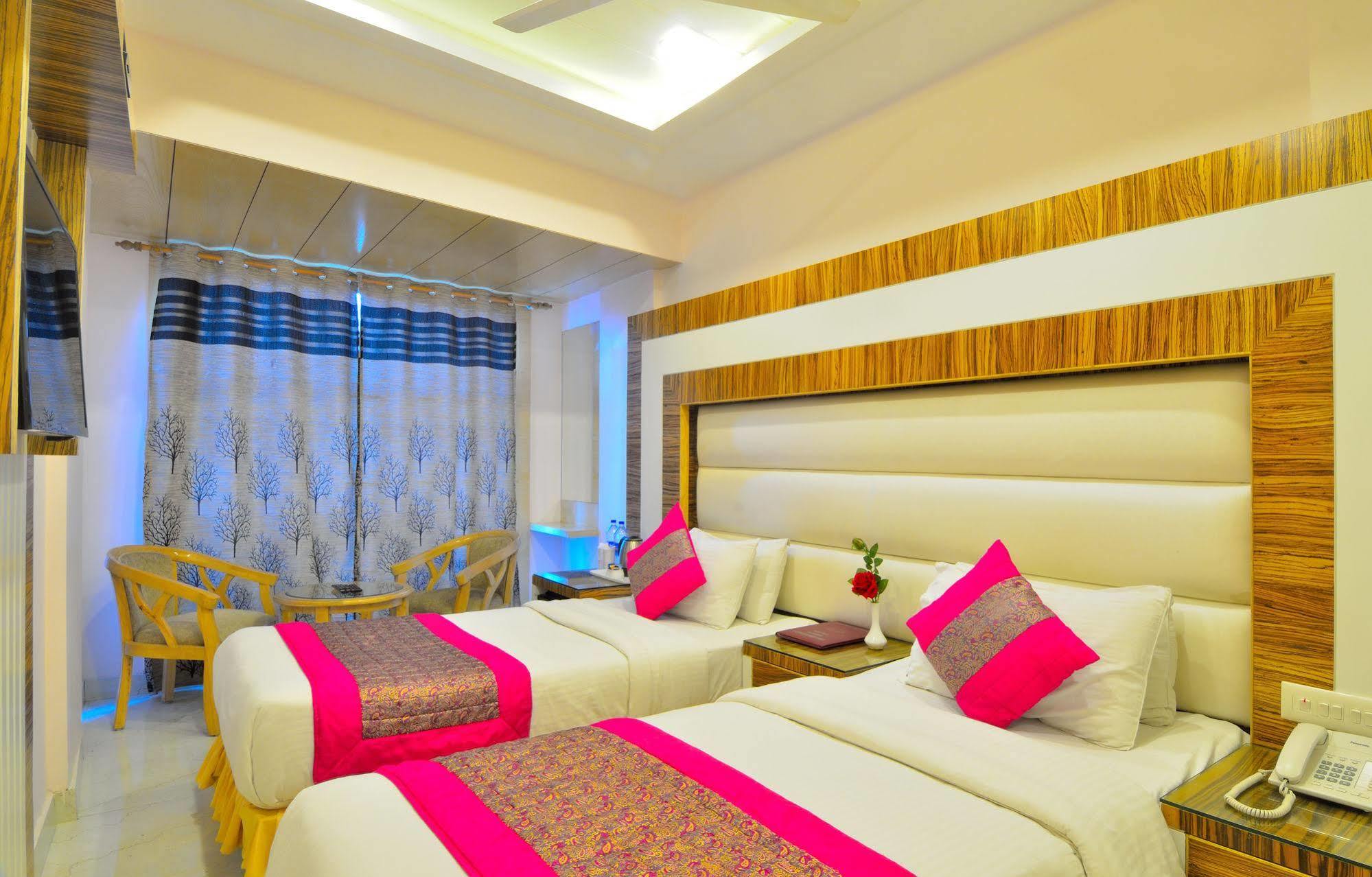 מלון ניו דלהי Aman Continental - 2Mins From Railway Station And 5 Mins From Metro מראה חיצוני תמונה
